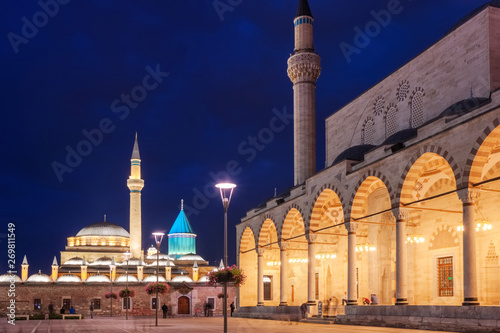 Fotografie, Obraz The central square of the old town of Konya at night, Turkey
