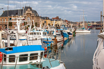 Wall Mural - Dieppe. Chalutiers à quai. Normandie. Seine-Maritime