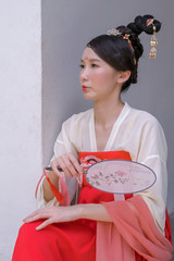 A Chinese woman wearing in Han clothing.