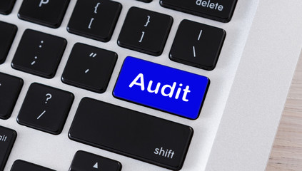 Aufkleber - Blue button with word Audit on computer keypad
