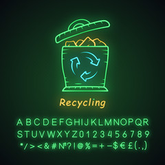 Wall Mural - Recycling neon light icon