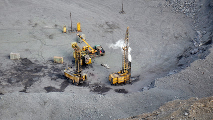 Canvas Print - drilling rig repair work