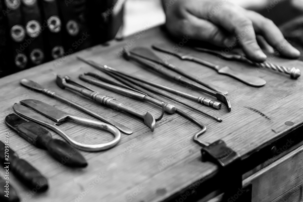 monochrome-background-base-set-medieval-doctor-surgical-instruments-set