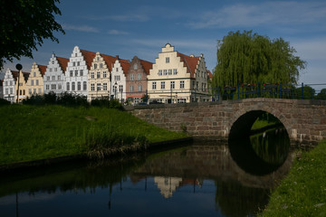 Wall Mural - historische Giebel Häuser in Friedrichstadt 