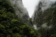 Montañas En Perú