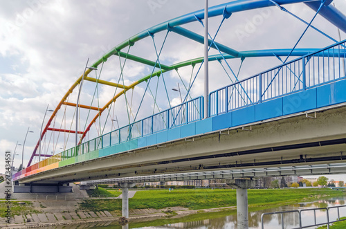Dekoracja na wymiar  widok-na-most