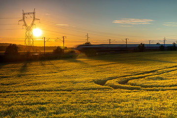 Poster - Coucher du soleil sur la ligne LGV