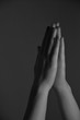 Ręce kobiety. Modlitwa 