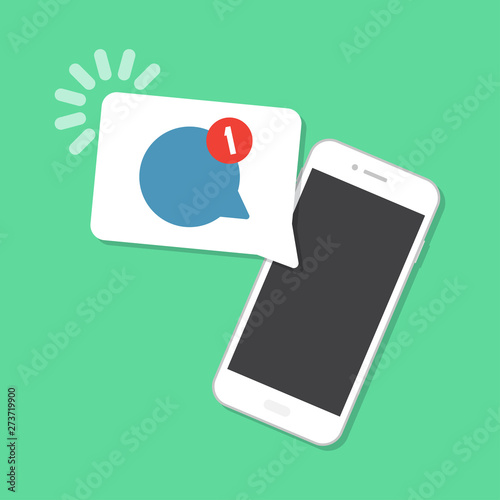 Fotografía New comment arrived on the smartphone. Notification concept