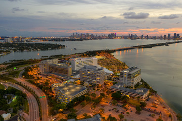 Wall Mural - Beautiful twilight aerial Mount Sinai Hospital Medical Center Miami Beach