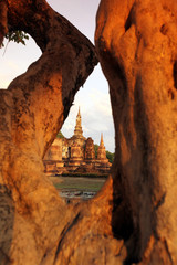 Poster - ASIA THAILAND SUKHOTHAI TEMPLE STUPA