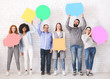 © Prostock-studio - Group of diverse people with colorful speech bubbles