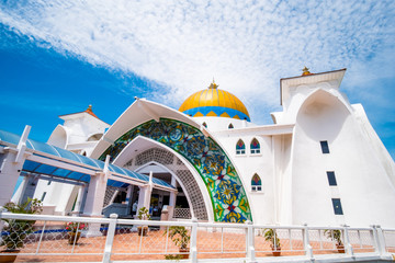 Poster - 2019 May 8th, Malaysia, Melaka - View of the the old Masjid Selat Melaka.