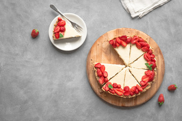 Wall Mural - Cheese cake with strawberries