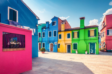 Fototapete - Multicolored houses on Burano island, Venice, Italy, on a summer day. Architecture and travel background.
