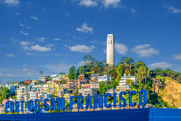 Canvas Print - Coit Tower on Telegraph Hill in San Francisco