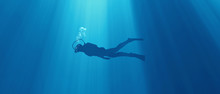 Underocean Scuba Diver
