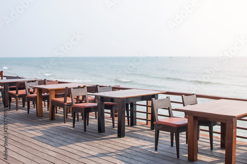 Cuadros en Lienzo Beachside restaurant Morning Comfort.