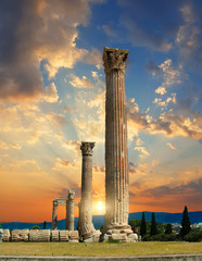 Fototapete - columns of the Temple of Olympian Zeus in athens greece