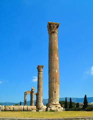 Fototapete - athens greece columns of the Temple of Olympian Zeus