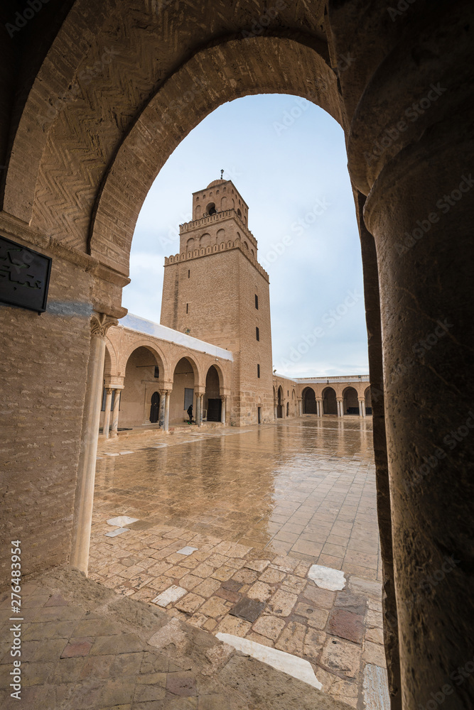 The Great Mosque of Kairouan in Tunisia - obrazy, fototapety, plakaty 