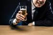 © kai - ビジネスマン ビール