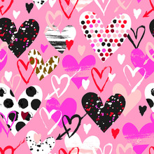 Vector Seamless Pattern With Hand Drawn Hearts