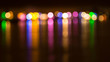 Guirlande lumineuse multicolore avec flou pour ambiance hygge, avec reflets colorés des lumières
