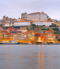 Fototapete - Porto old town embankment architecture