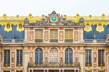 versailles palace, symbol of king louis xiv power