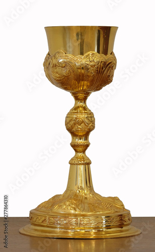 Fotografía Gold sacred chalice, church of Saint Matthew in Stitar, Croatia