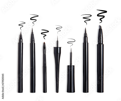 Cuadros en Lienzo Eyeliner and stroke isolated on white