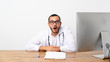 © luismolinero - Doctor Colombian man with glasses and surprised