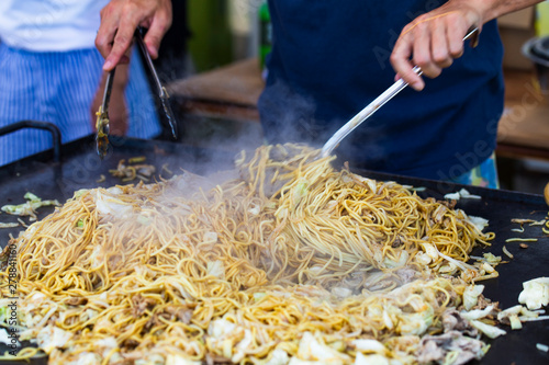 お祭り屋台の焼きそば Stock 写真 Adobe Stock お祭り屋台の焼きそば Stock 写真 Adobe Stock