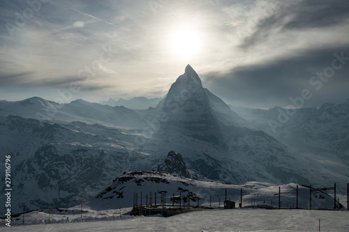 Foto  Scenic view of Matterhorn, Switzerland