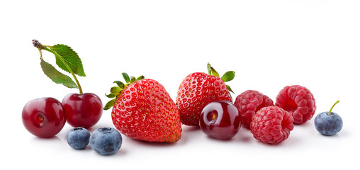 Wall Mural - fresh berries on white background