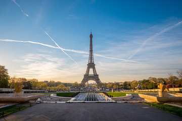 A view of the Eiffel Tower from Palais de Chaillot, Paris, France