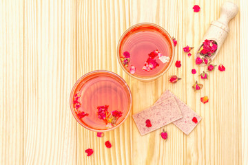  Summer refreshment tea from rose flowers