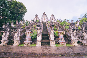 Canvas Print - Architecture, traveling and religion. Hindu temple Lempuyang in Bali, Indonesia.