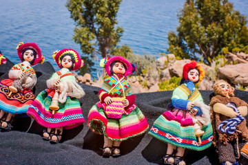 Artesanato local em Taquile, Perú - Lago do Titicaca 