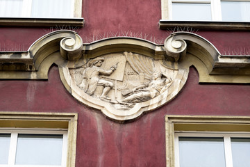 Fototapete - Stone bas-reliefs on the walls of Gdansk
