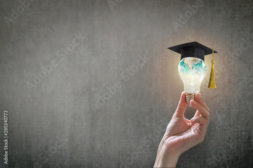 Cuadros en Lienzo Innovative learning, creative educational study concept for graduation and schoo