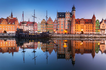 Wall Mural - Gdansk with beautiful old town over Motlawa river at sunrise, Poland.