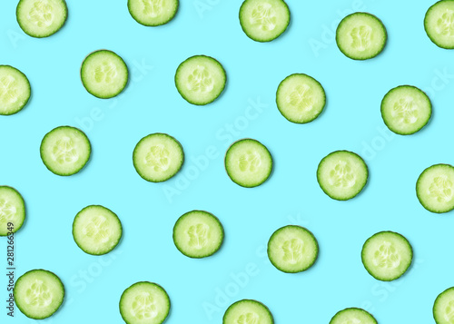 Fotomural Colorful pattern of cucumber slices