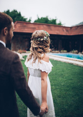 Wall Mural - beautiful wedding couple