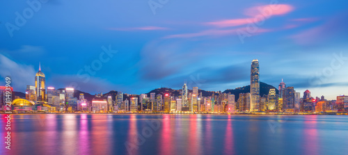 Panoramic view of Victoria Harbor and Hong Kong skyline Tableau sur Toile