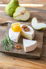 Canvas Print - Camembert cheese with pears