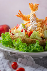 Canvas Print - Tempura Jumbo Shrimps with salad and salsa dip on white plate