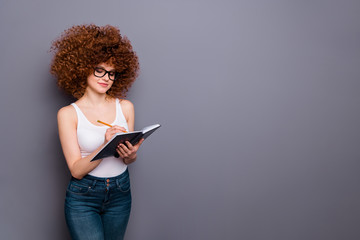 Poster - Close up photo of smart foxy lady noting organizer lesson listen teacher wear specs white tank-top isolated grey background