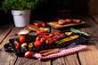 © Dar1930 - Chili chorizo ​​sausage with tomato bruschetta